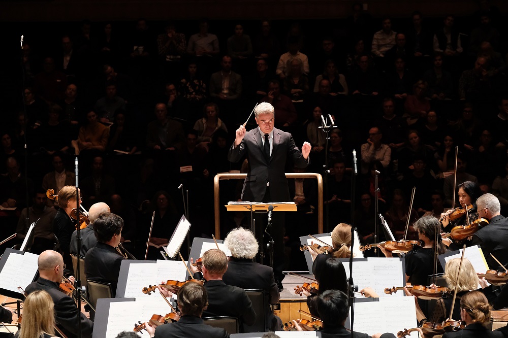 Edward Gardner conducting the BBCSO