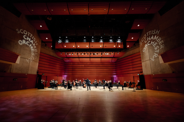 Maxim Emelyanychev conducts the Scottish Chamber Orchestra