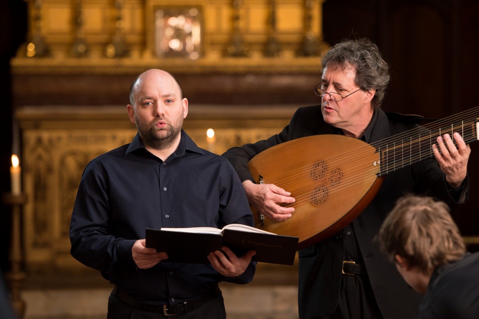 Mark Dobell and David Miller in Monteverdi's 'Nigra sum'