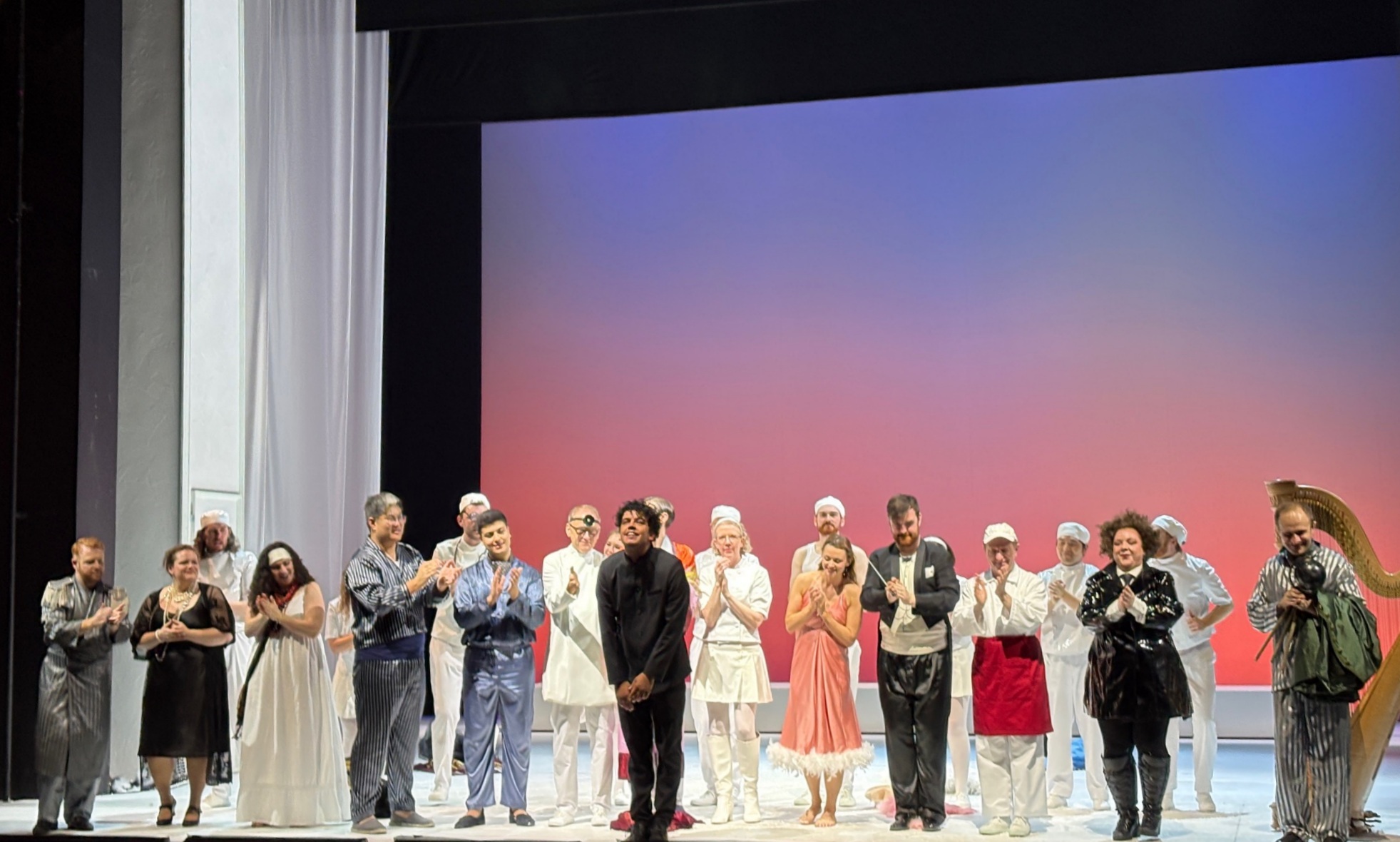 Scene from Il viaggio a Reims