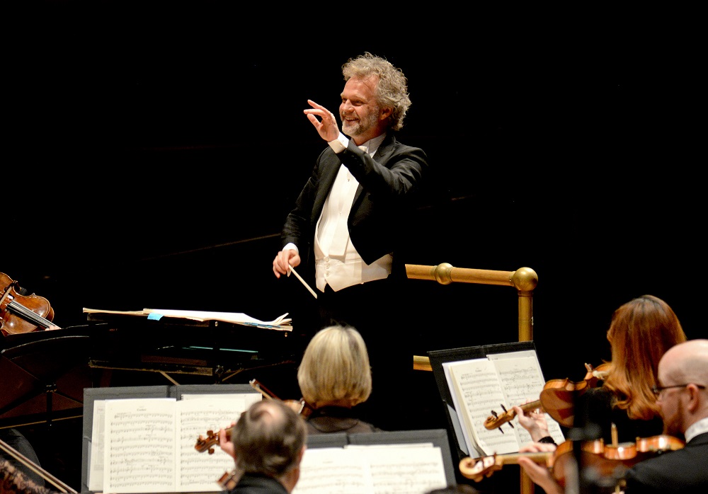 Thomas Sondergard and RSNO players