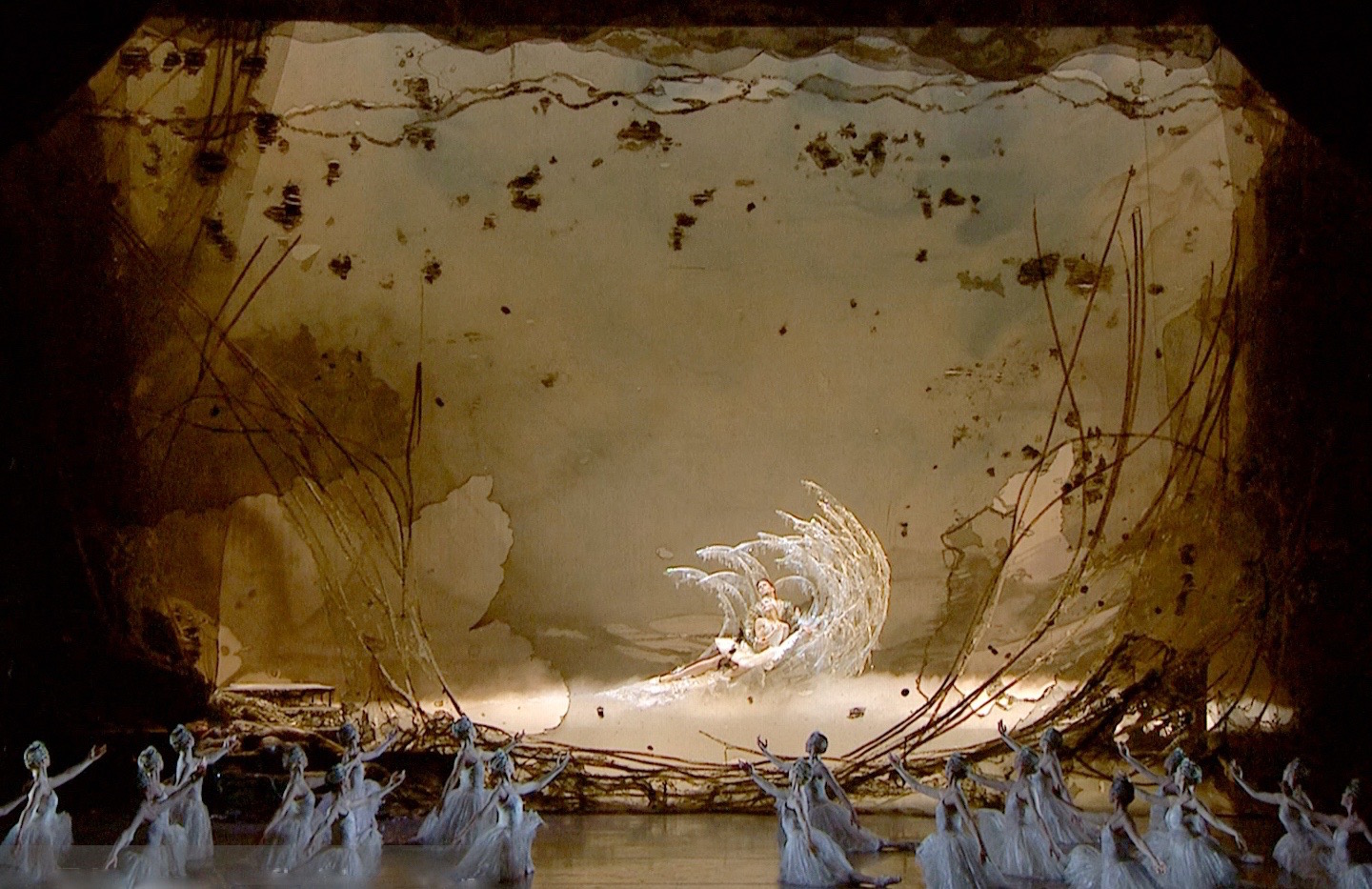 swan lake final tableau by yolanda sonnabend