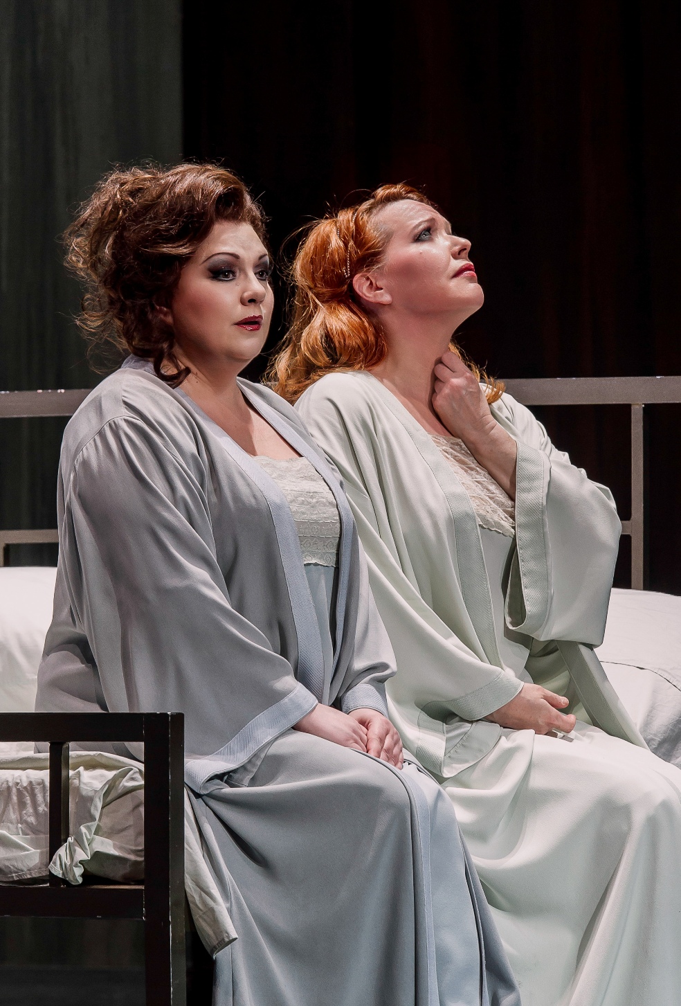 Elena Pankratova and Emily Magee in Royal Opera Die Frau ohne Schatten