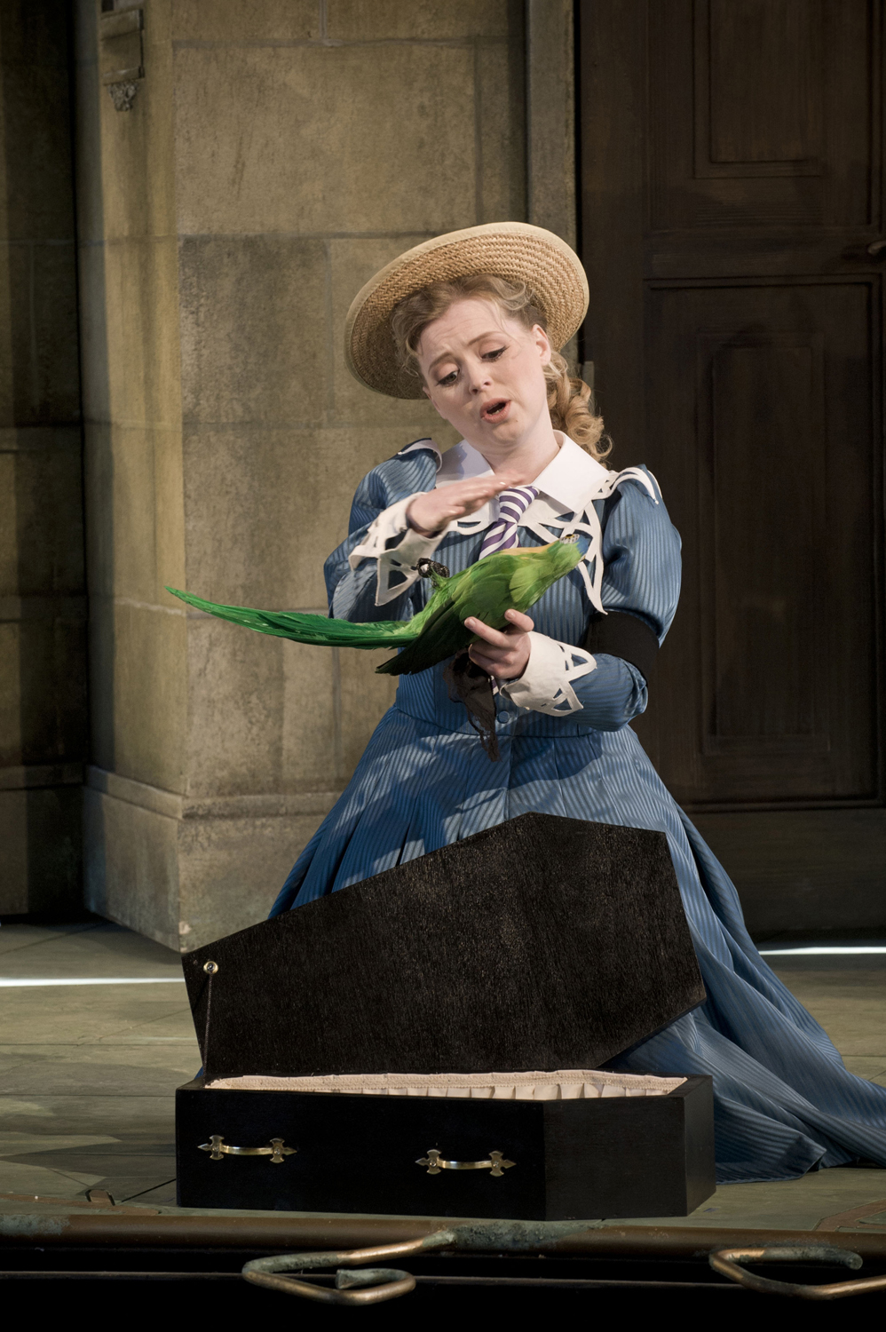 Fflur Wyn in Vert-Vert at Garsington