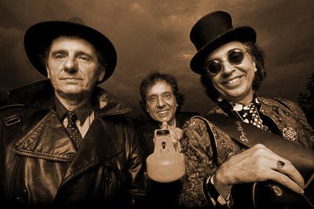 Os_Mutantes_trio_old