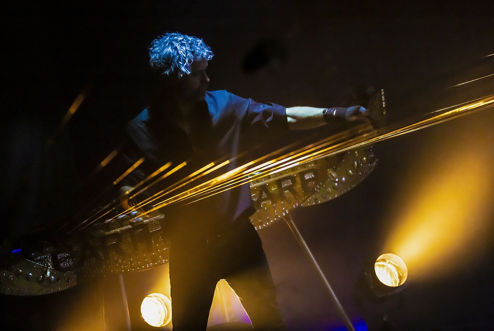 William Close on Earth Harp