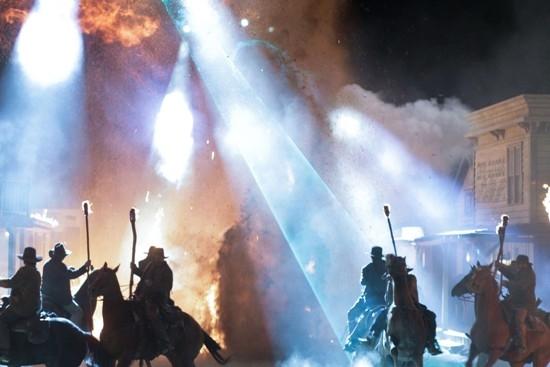 Lighting up a dark sky: `Cowboys and Aliens' hits Locarno's Piazza Grande