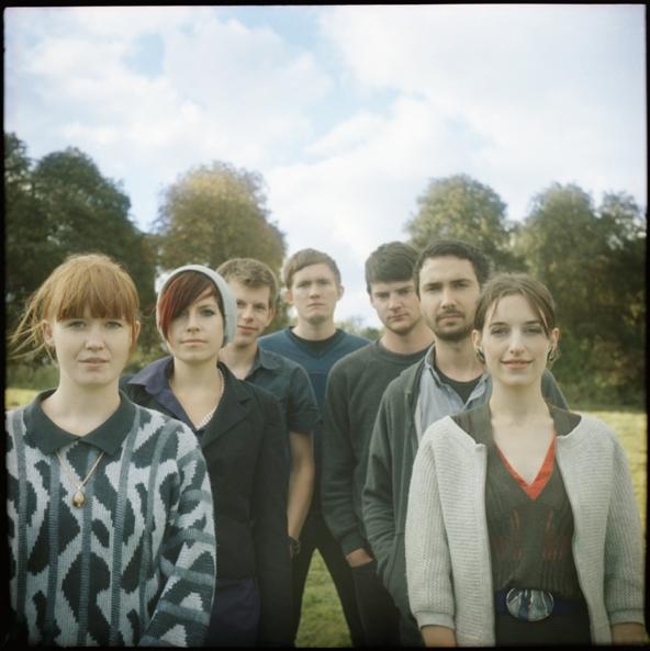 Hold on now, youngsters: Los Campesinos! briefly stand still